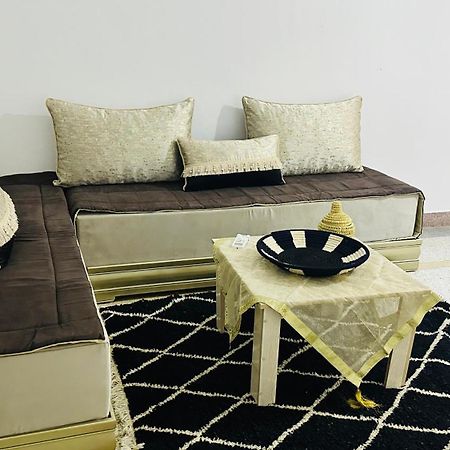 Karaz Homestay Grand Appartement Avec Rooftop Monte Arrouit Екстер'єр фото