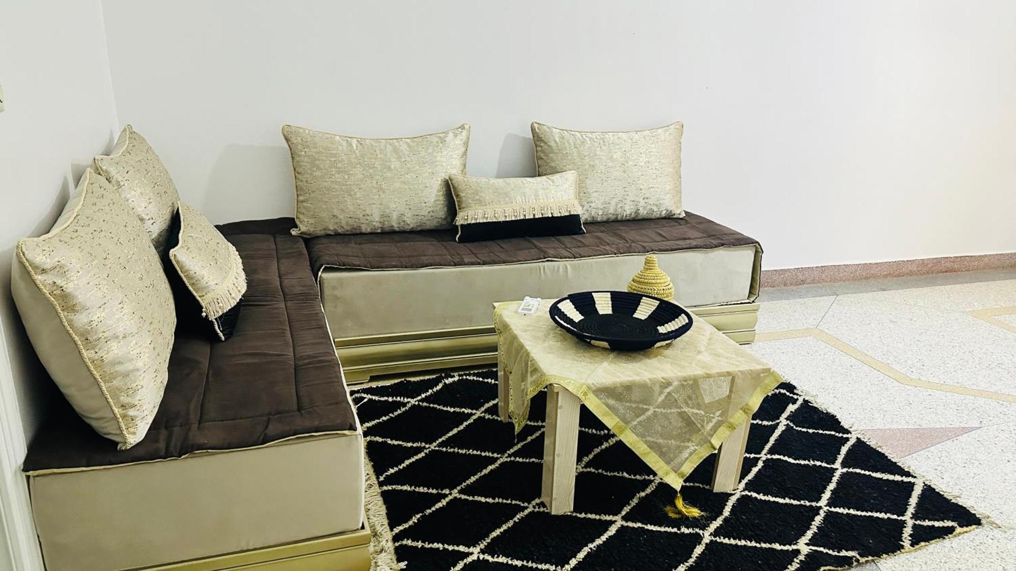 Karaz Homestay Grand Appartement Avec Rooftop Monte Arrouit Екстер'єр фото